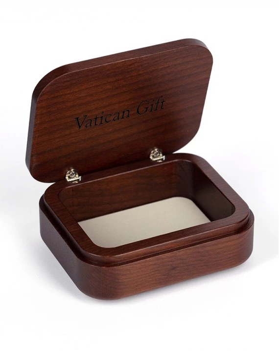 Nativity Rosary Luxury Box - Image 2